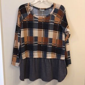 NWOT Plaid Jodifl top